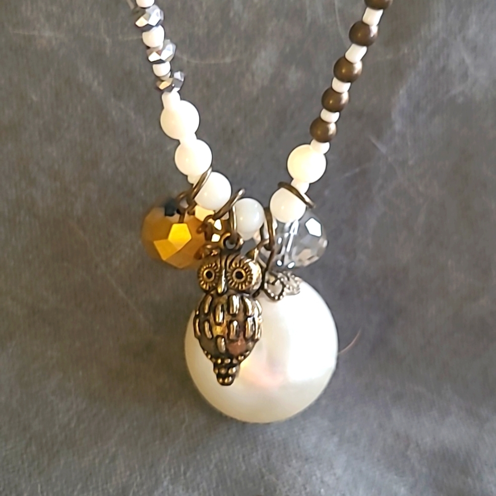 🌼2/$12 Super long Colour Block Necklace - Lrg faux pearl, crystal & Owl pendant